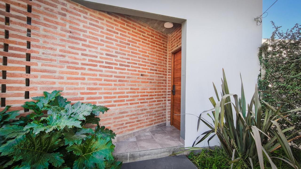 Casa D, Moderna De 2 Habitaciones Con Jardin En Barrio De Profesionales San Salvador de Jujuy Luaran gambar